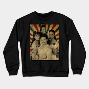 The Buccaneers - Photo Vintage Retro Look Fan Design Crewneck Sweatshirt